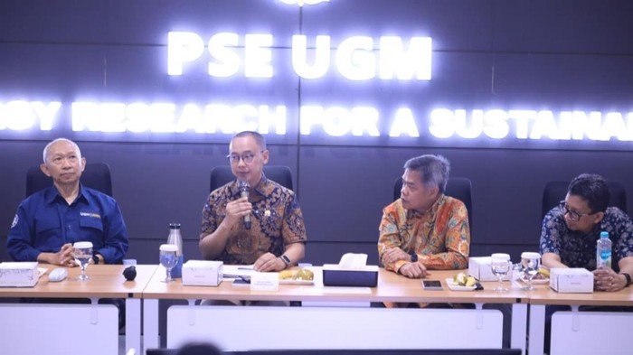 Eddy Soeparno Gandeng Akademisi UGM Bahas Ketahanan Energi, Transisi EBT hingga Dekarbonisasi Nasional